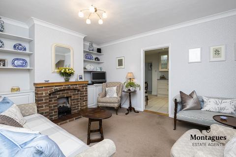 42 Shaftesbury Road, Epping, CM16 5BJ