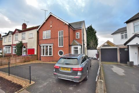 21 Birches Barn Avenue, Wolverhampton, WV3 7BT