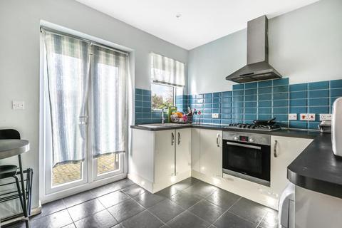 60 Ivorydown, Bromley, BR1 5EH