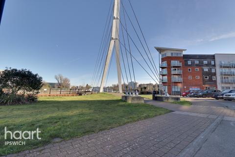 77 Reavell Place, Ipswich, IP2 0ET
