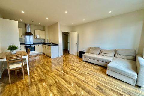 1 bedroom apartment to rent, Imperial Drive, Harrow