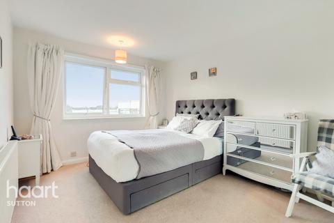 17, Brockham Court Bonchurch Close, Sutton, SM2 6AZ