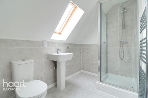 172 Ellingham View, Dartford, DA1 5UP