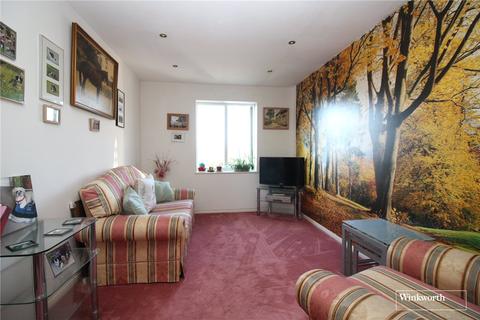 40 Danziger Way, Borehamwood, WD6 5DB