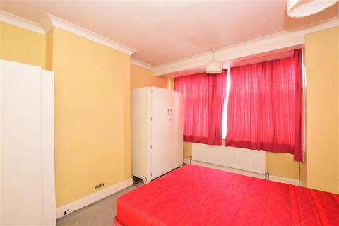 1 Jarrow Road, Romford, RM6 5RH