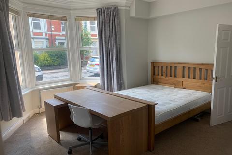 3 bedroom property to rent, Forsyth Road, Newcastle Upon Tyne