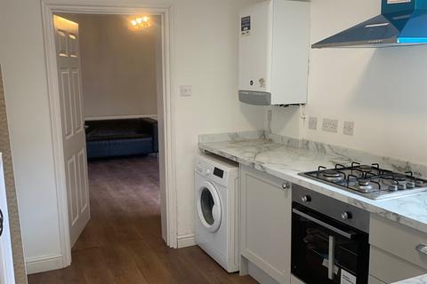 3 bedroom property to rent, Forsyth Road, Newcastle Upon Tyne