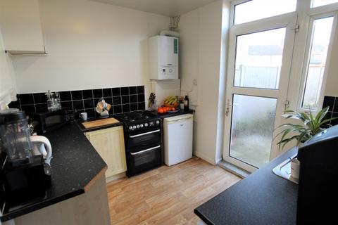81 Valence Circus, Dagenham, RM8 3LS