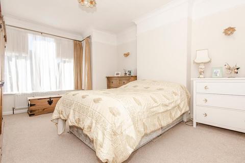 265 East End Road, London, N2 8AY