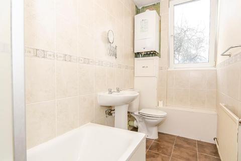 11 Highgate Edge, London, N2 0NT