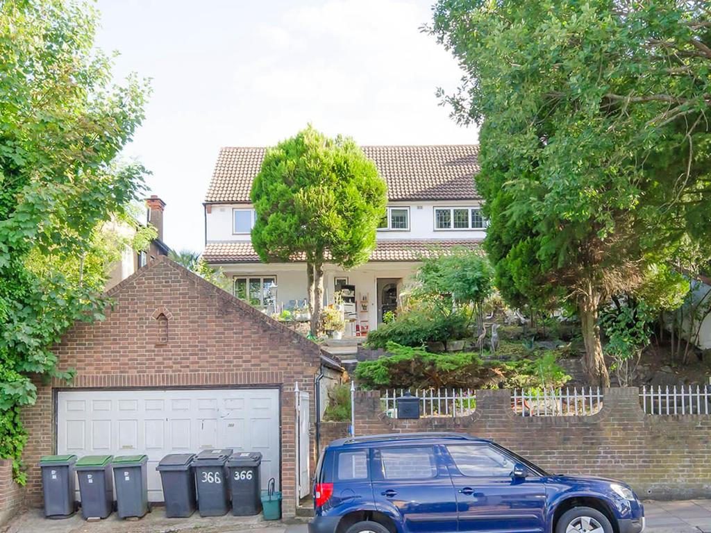 Alexandra Park Road, Alexandra Park, London, N22 10 bed detached house