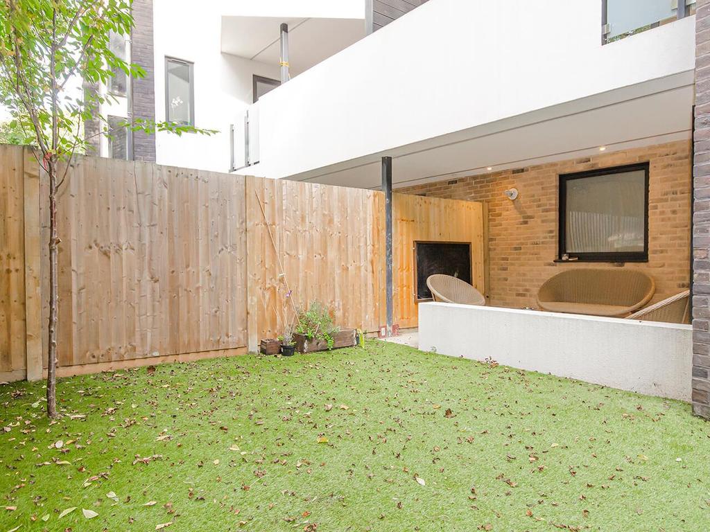 Garden y