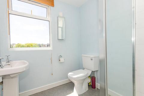 29 Rhodes Avenue, London, N22 7UR