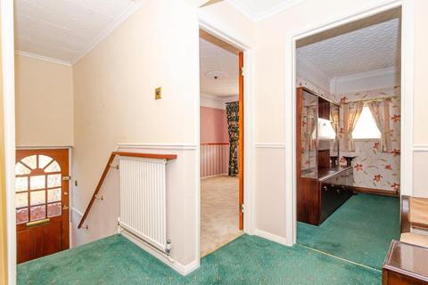 7 Roman Road, London, N10 2NH