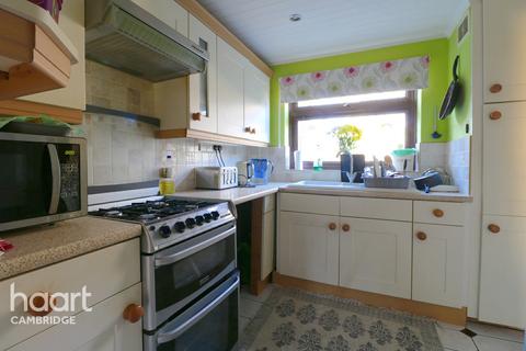 72 Crowland Way, Cambridge, CB4 2LT