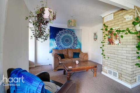 72 Crowland Way, Cambridge, CB4 2LT