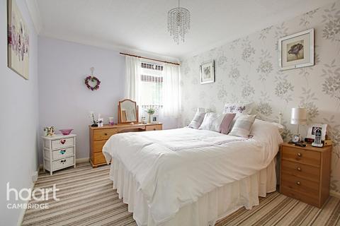 72 Crowland Way, Cambridge, CB4 2LT