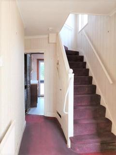 91 Walsingham Gardens, Epsom, KT19 0LT