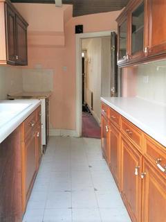 91 Walsingham Gardens, Epsom, KT19 0LT