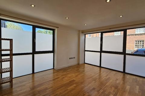 1 bedroom ground floor flat for sale, Redmans Road, London, Whitechapel