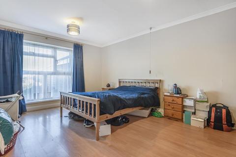 5 Anson Close, Aylesbury, HP21 8AT