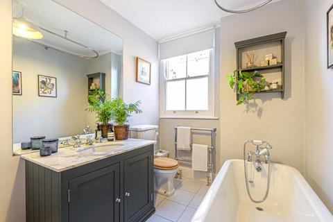 11 Western Lane, London, SW12 8JS