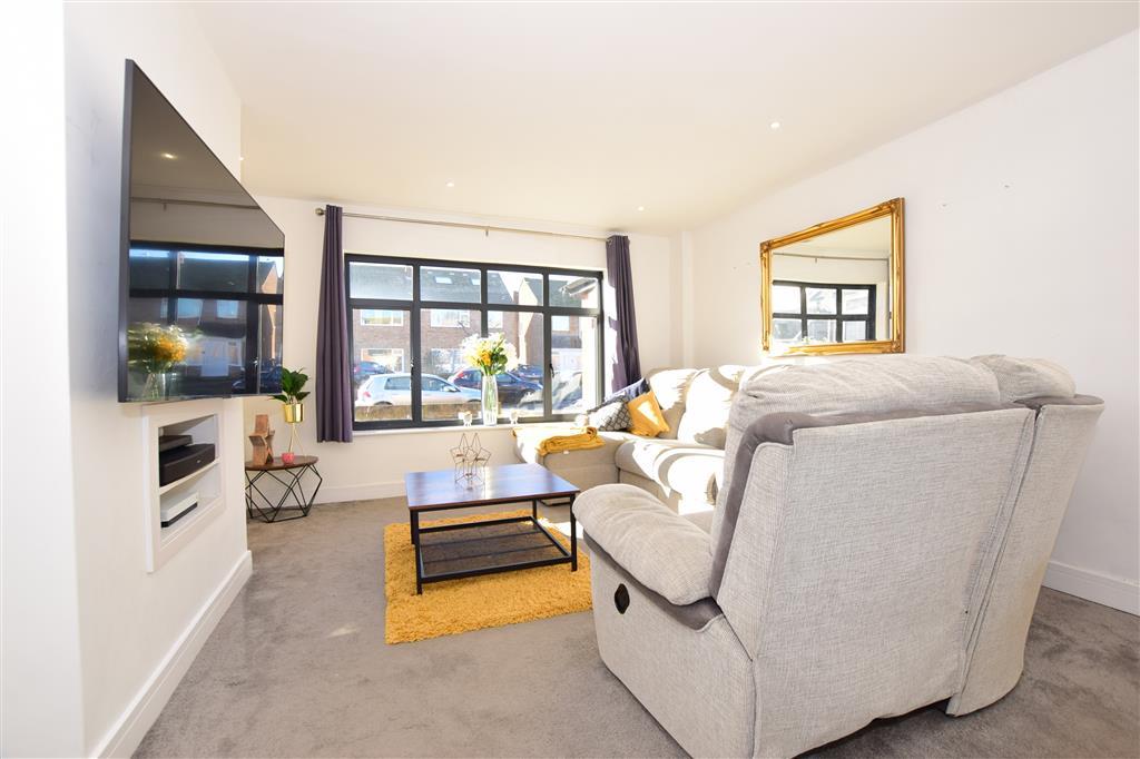 Kings Road, Birchington, Kent 4 bed detached house £400,000