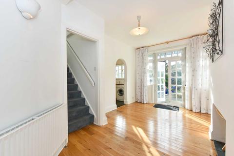 21 Ludlow Road, London, W5 1NX