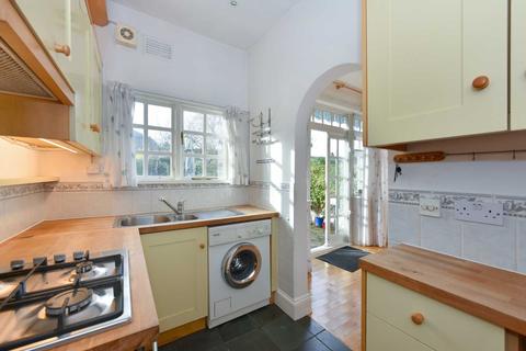 21 Ludlow Road, London, W5 1NX
