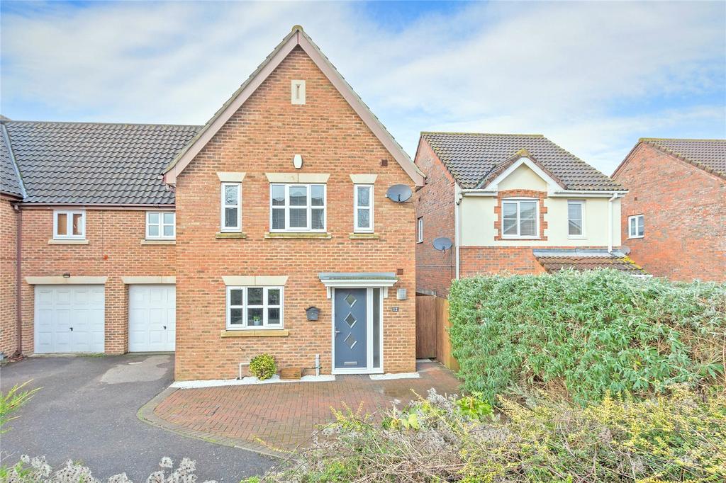 Sonora Way, Sittingbourne, ME10 3 bed semidetached house £360,000
