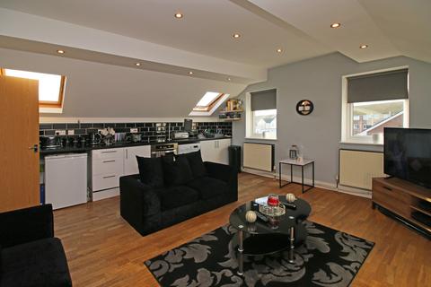 97f Beach Road, Thornton-cleveleys, FY5 1EW