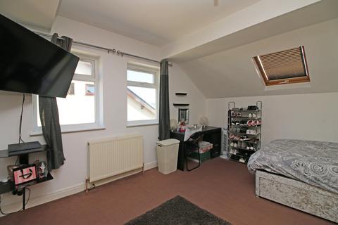 97f Beach Road, Thornton-cleveleys, FY5 1EW