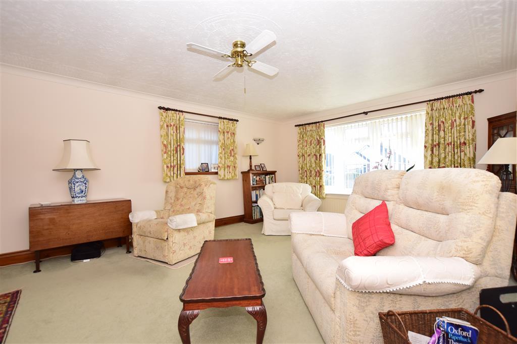 Leonard Road, Greatstone, Kent 3 bed bungalow £360,000
