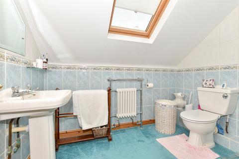 3 bedroom chalet for sale, Leonard Road, Greatstone, Kent