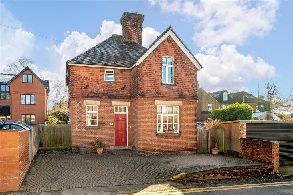 Oswald Road, St. Albans 3 bed detached house £815,000