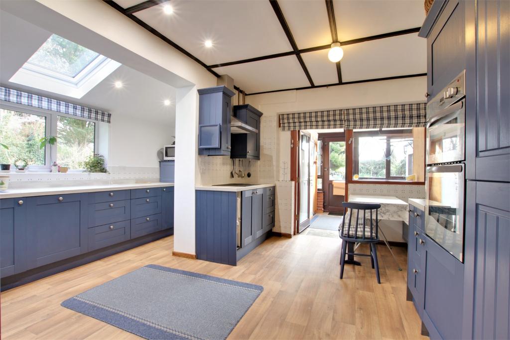 Kitchen/breakfast