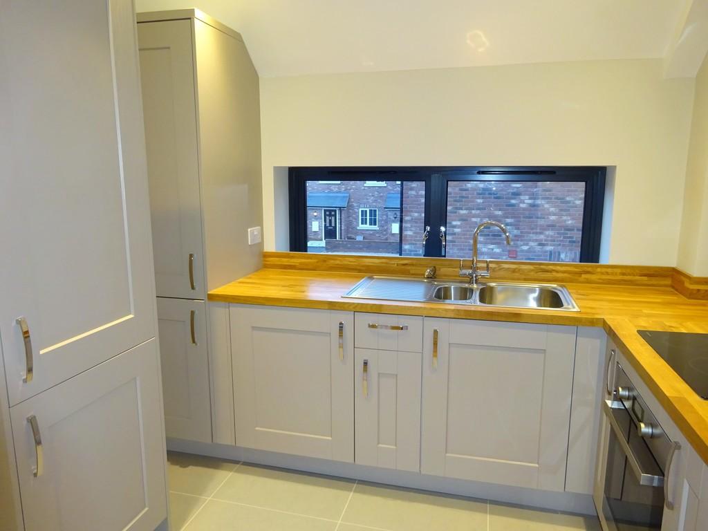 Framlingham 2 bed apartment £650 pcm (£150 pw)