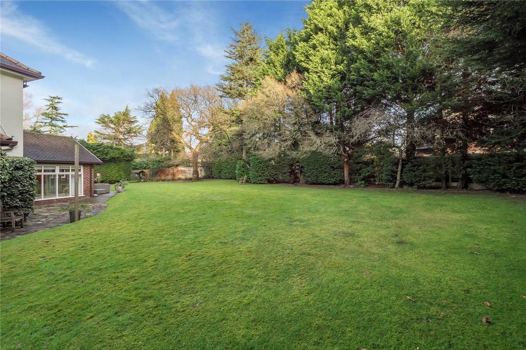Parkhill Road, Hale, WA15 5 bed detached house £1,595,000