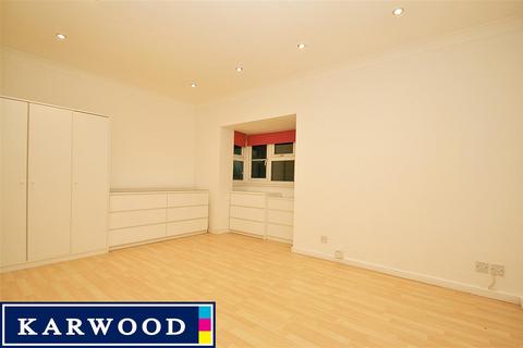 Studio to rent, Hayes