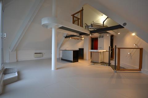 2 bedroom apartment to rent, Forest Edge, Sneyd Street