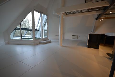 2 bedroom apartment to rent, Forest Edge, Sneyd Street