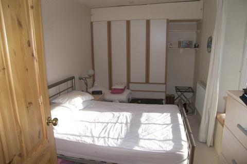 1 bedroom flat for sale, Truro