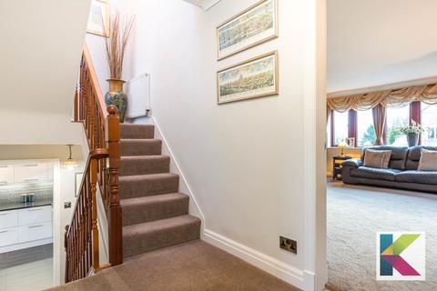 3 Marslands, Diggle, Oldham, OL3 5LQ