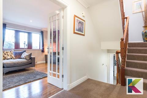 3 Marslands, Diggle, Oldham, OL3 5LQ