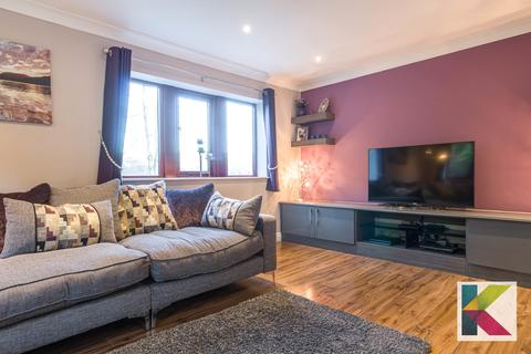 3 Marslands, Diggle, Oldham, OL3 5LQ