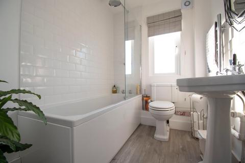 74 Basils Road, Stevenage, SG1 3PU