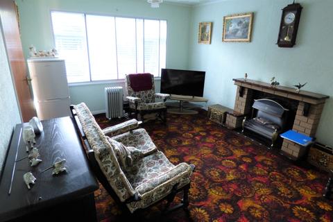 92 Old Road, Armitage, Rugeley, WS15 4BU