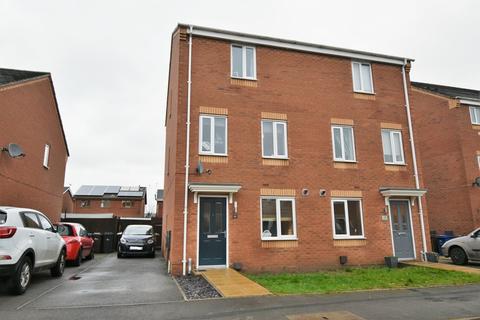 12 Balata Way, Burton-on-trent, DE13 0TY
