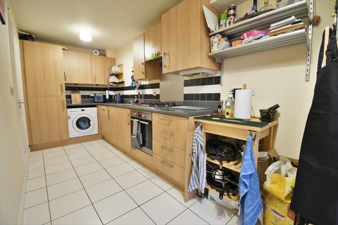 12 Balata Way, Burton-on-trent, DE13 0TY