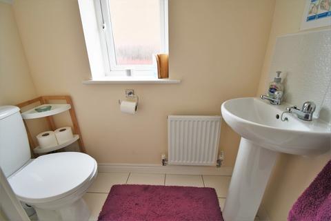 12 Balata Way, Burton-on-trent, DE13 0TY